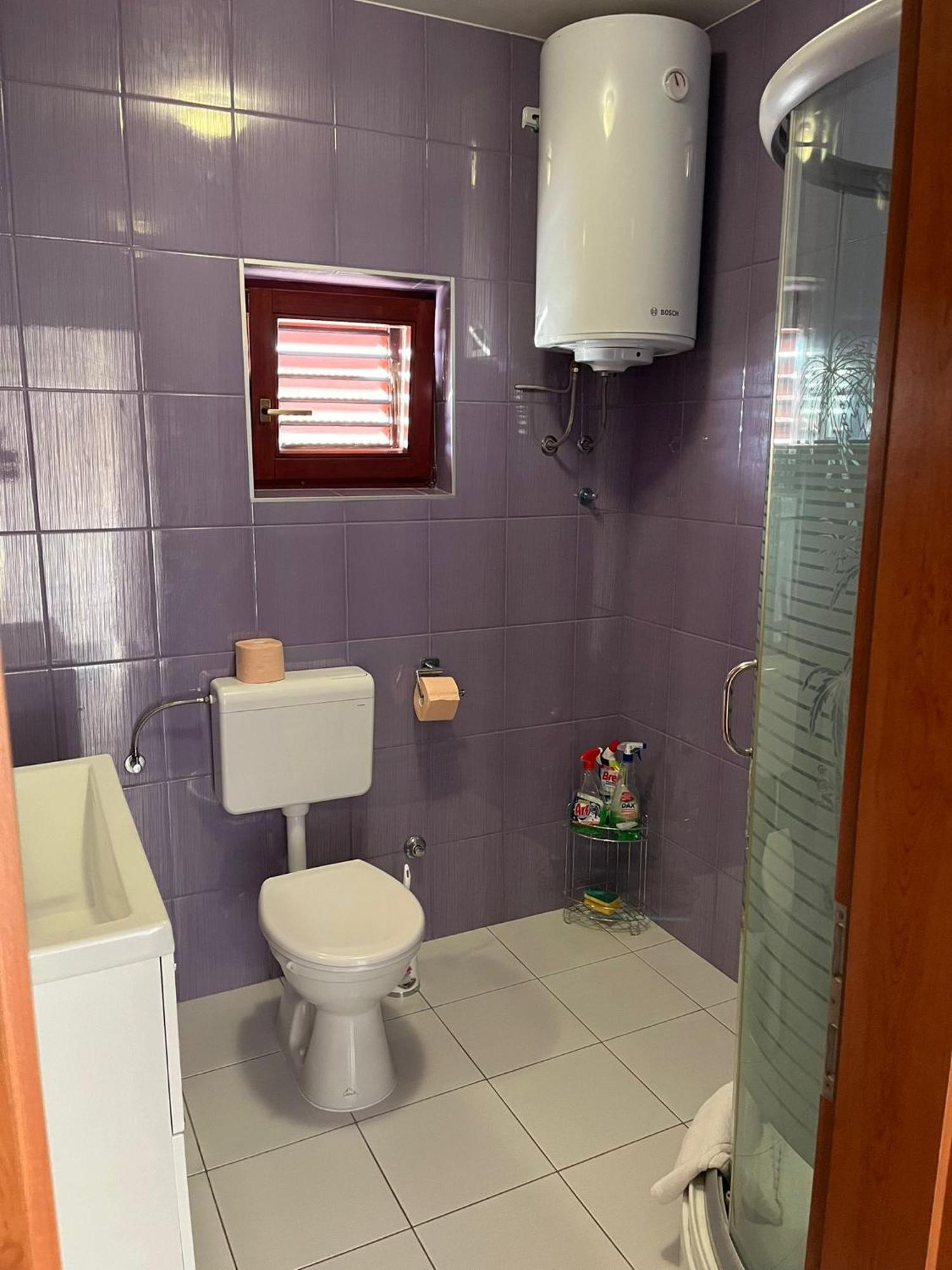 Apartmani Ana Sukosan Bagian luar foto