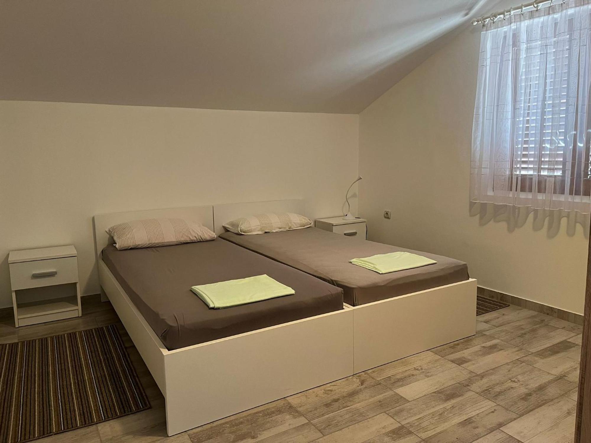 Apartmani Ana Sukosan Bagian luar foto